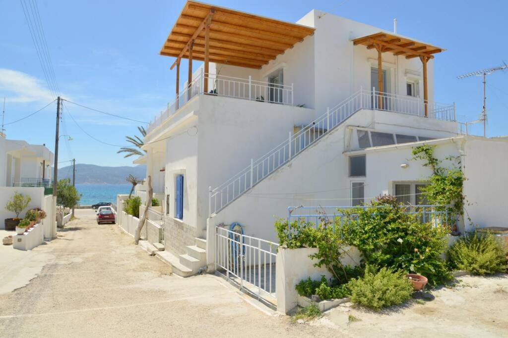 Esperos Seaside Suite In Adamas, Milos Ngoại thất bức ảnh